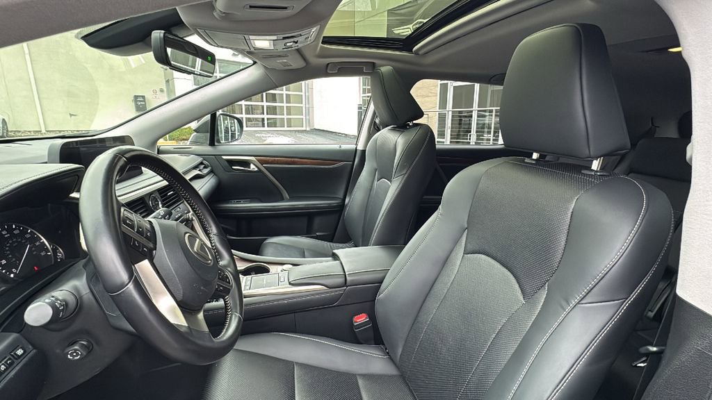 Used 2022 Lexus RX 350L 350L image 17