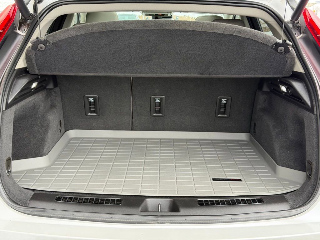 Used 2019 Cadillac XT4 Premium Luxury image 9