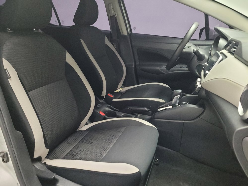 Used 2021 Nissan Versa SV image 21
