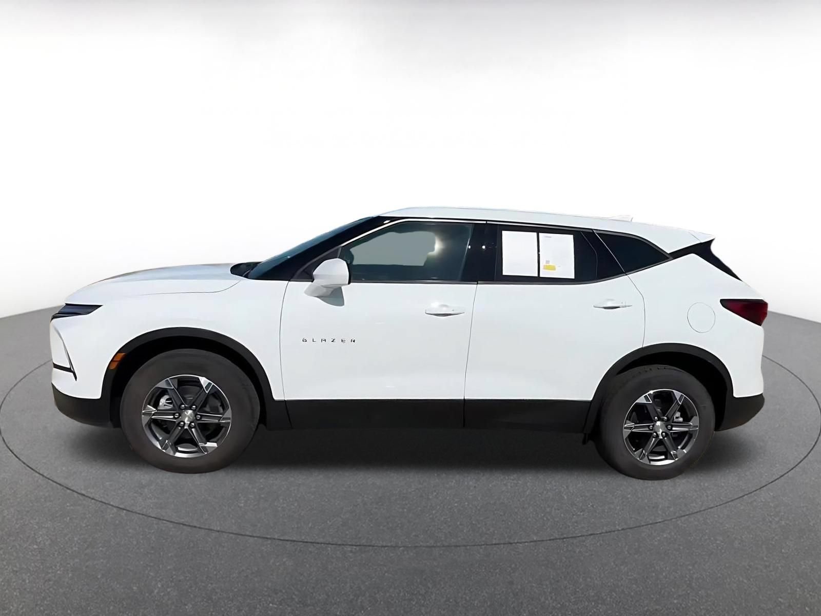 Used 2026 Chevrolet Blazer LT AWD/4WD image 8