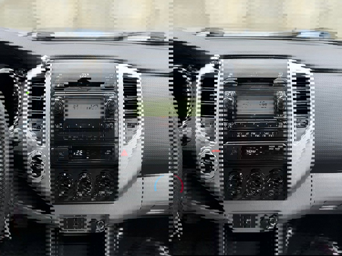 Used 2012 Toyota Tacoma 4x4 Access Cab w/ SR5 Pkg image 20