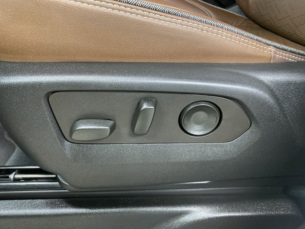 Used 2022 Chevrolet Tahoe High Country image 41