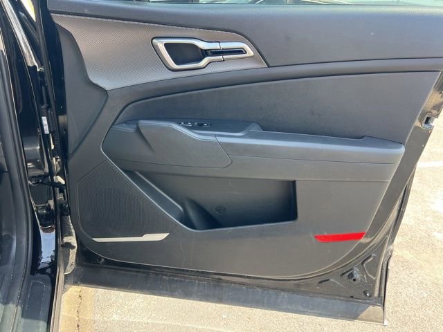 Certified 2023 Kia Sportage LX image 30