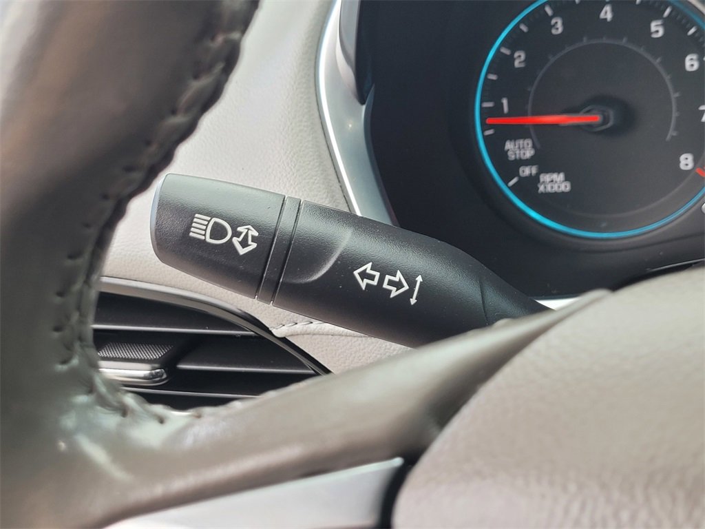 Used 2018 Chevrolet Traverse LT image 27