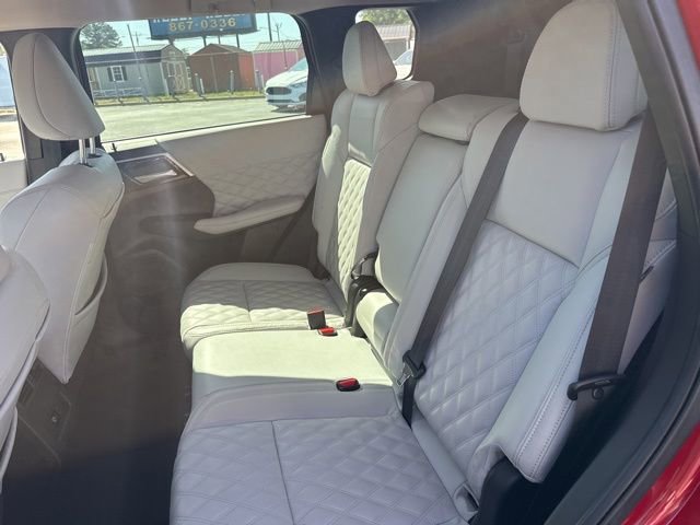 Used 2022 Mitsubishi Outlander SEL image 14