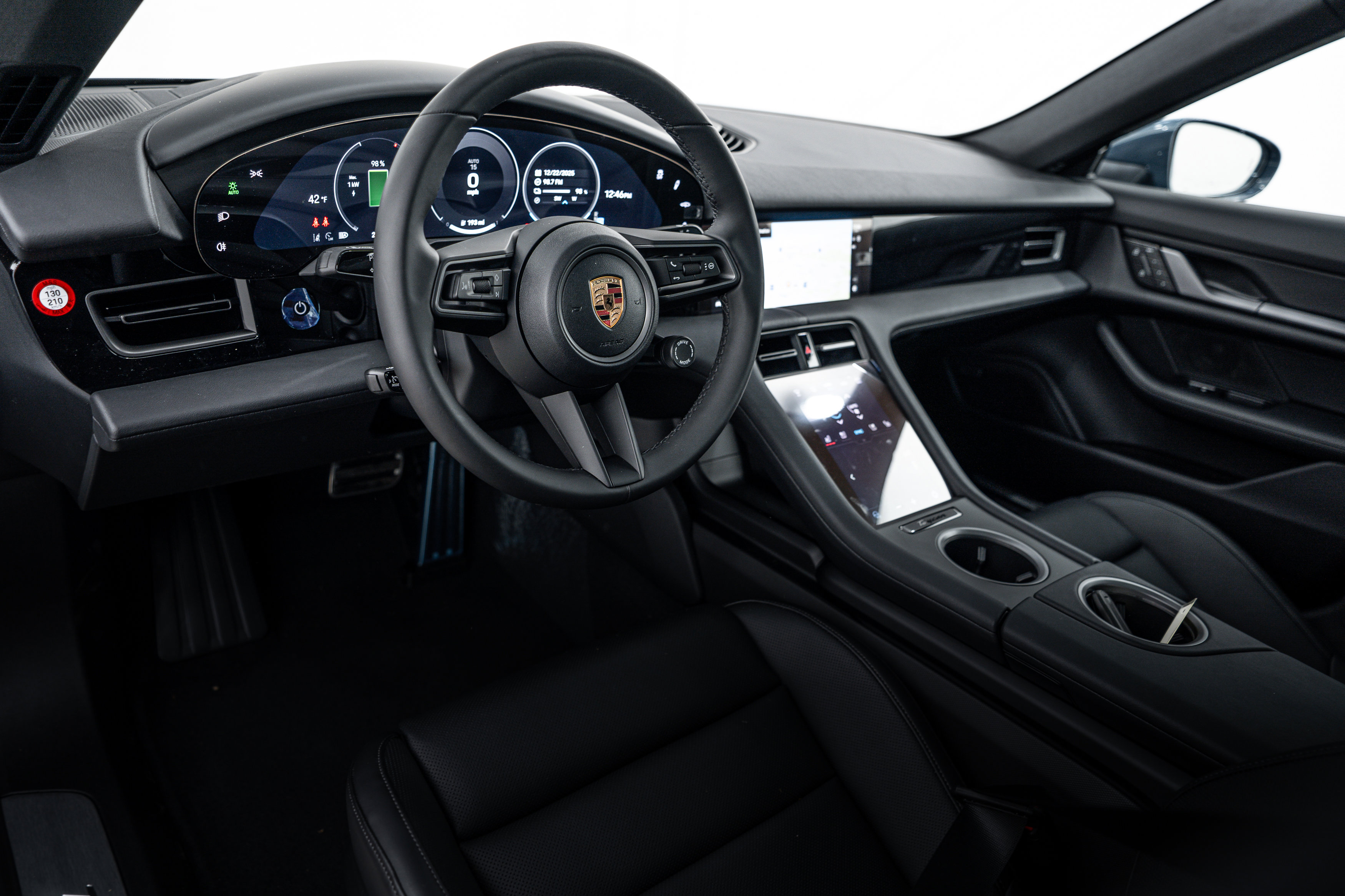 New 2026 Porsche Taycan image 4