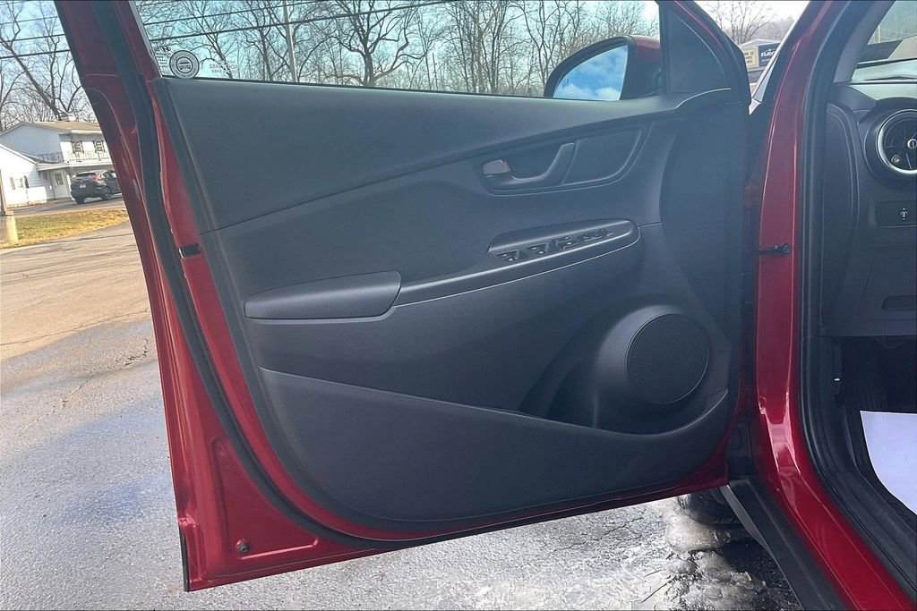 Used 2023 Hyundai Kona SEL w/ Cargo Package image 22