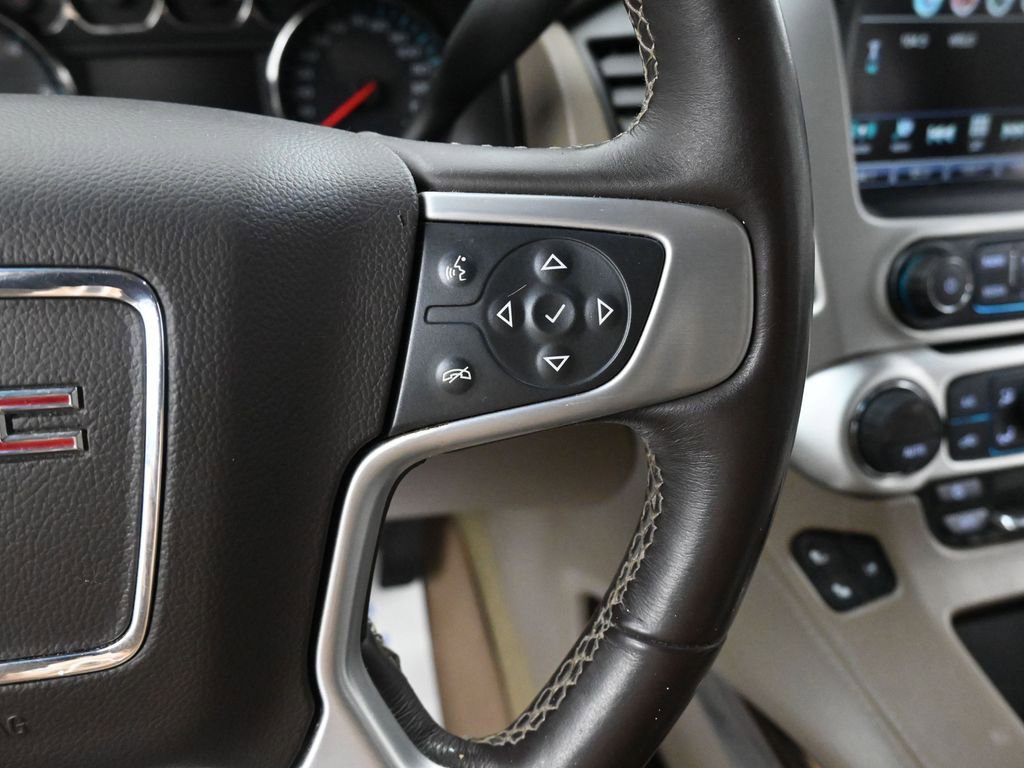 Used 2017 GMC Yukon SLT image 37