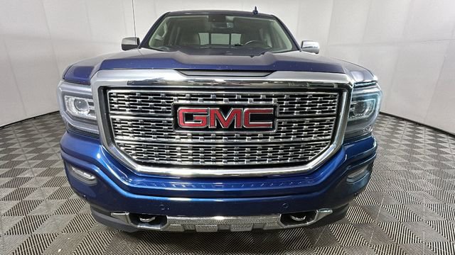 Used 2017 GMC Sierra 1500 Denali w/ Denali Ultimate Package AWD/4WD image 8