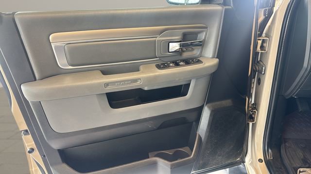 Used 2019 RAM 1500 Classic Warlock image 10