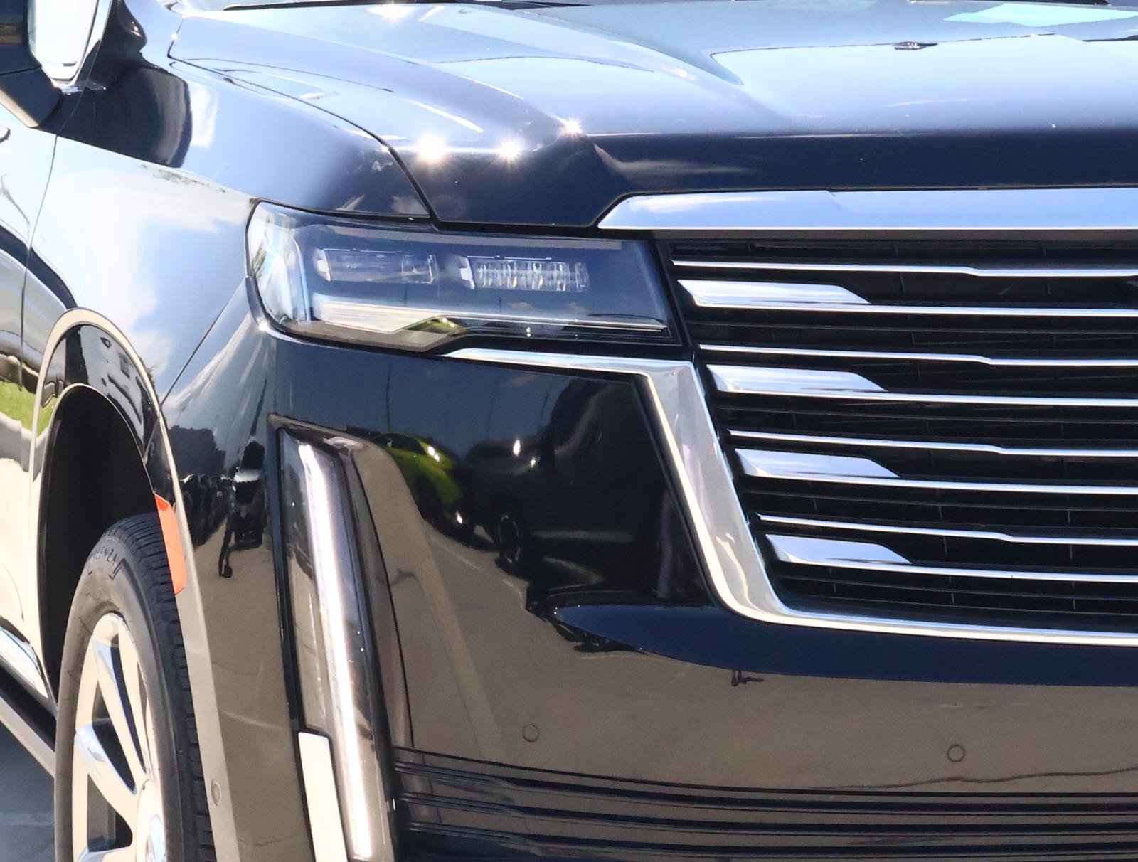 Certified 2024 Cadillac Escalade ESV Premium Luxury Platinum AWD/4WD image 9