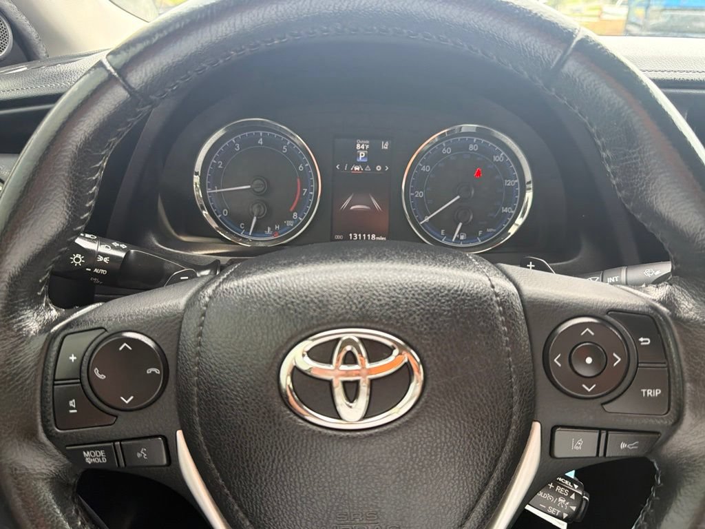 Used 2019 Toyota Corolla SE FWD image 6
