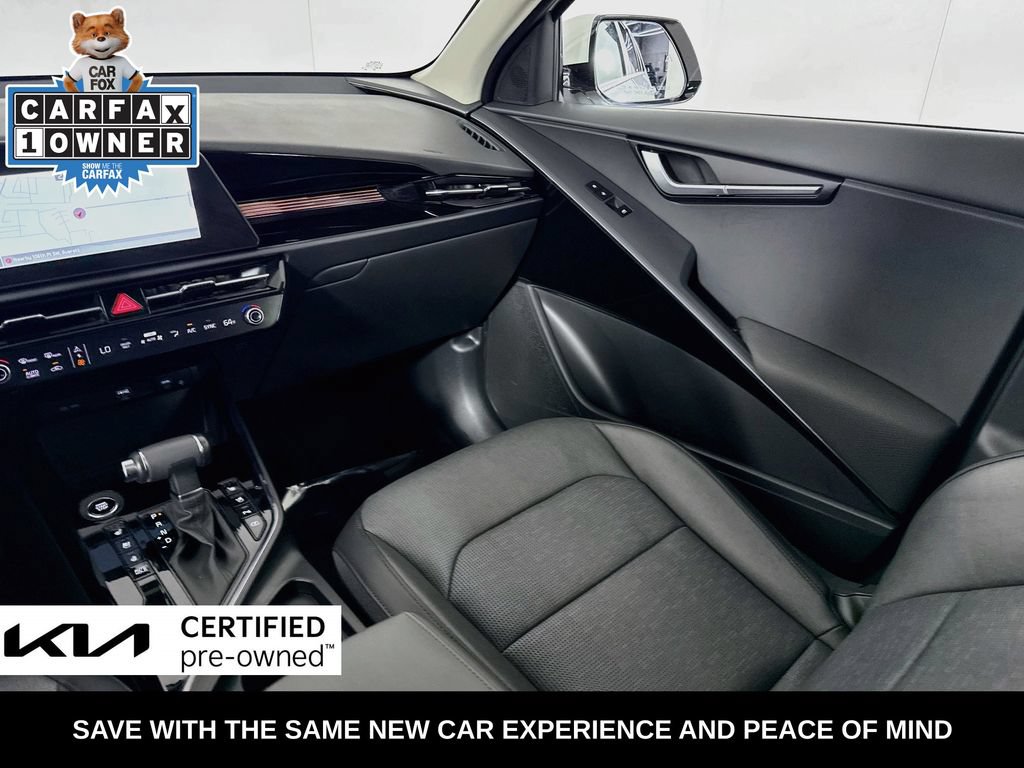 Certified 2025 Kia Niro FWD image 30