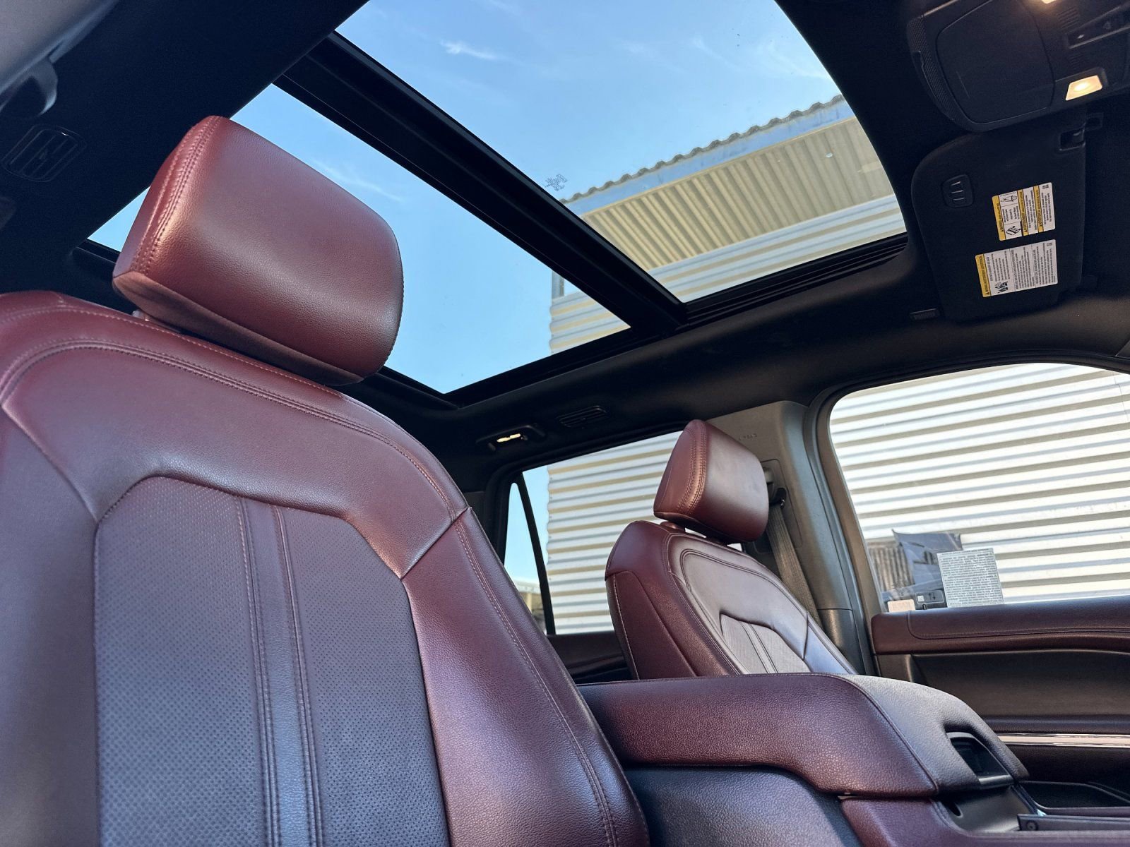 Used 2023 Ford Expedition Limited image 19