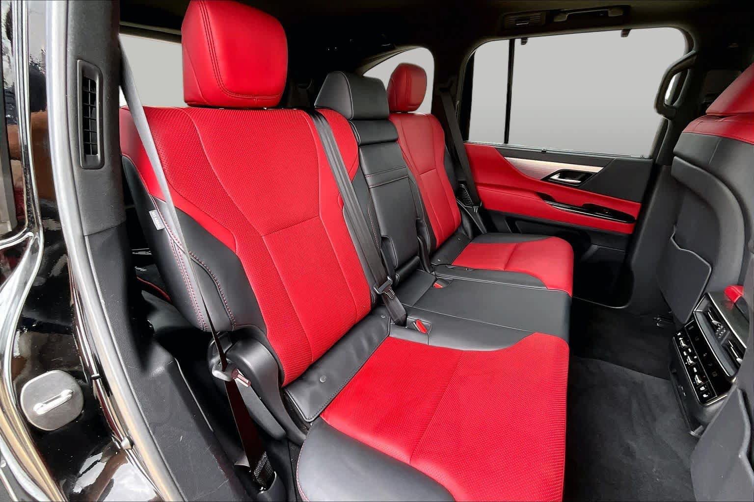 Used 2023 Lexus LX 600 F Sport w/ Accessory Package (Z1) AWD/4WD image 20