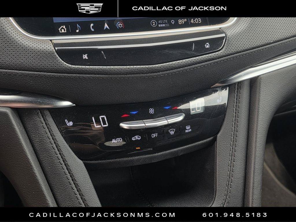 Certified 2024 Cadillac XT5 Premium Luxury FWD image 17