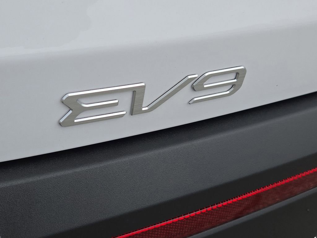 New 2026 Kia EV9 Light image 11