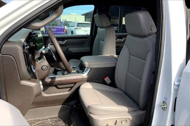 New 2026 GMC Sierra 1500 SLT w/ SLT Premium Package image 12