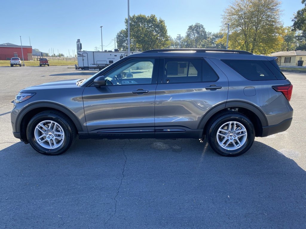 New 2026 Ford Explorer Active image 4
