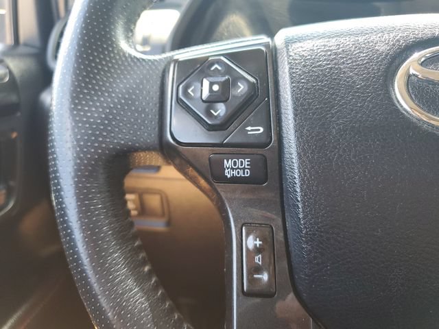 Used 2018 Toyota 4Runner TRD Off-Road AWD/4WD image 22