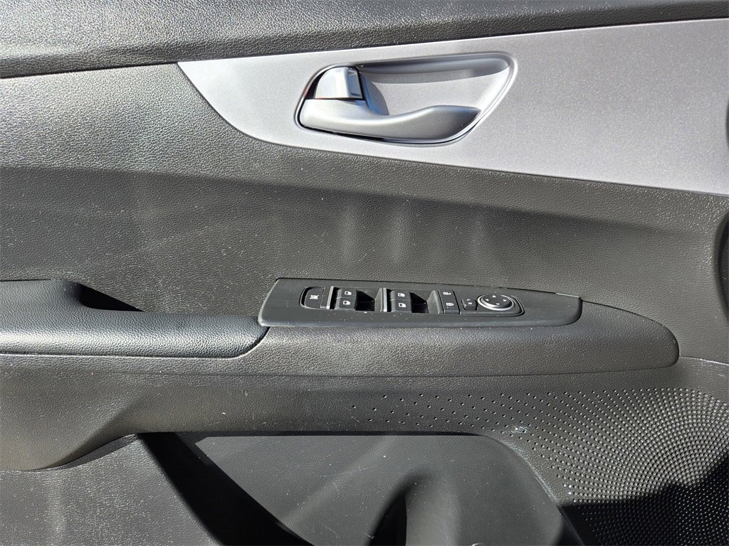 Certified 2024 Kia Forte LXS w/ LXS Technology Package image 25