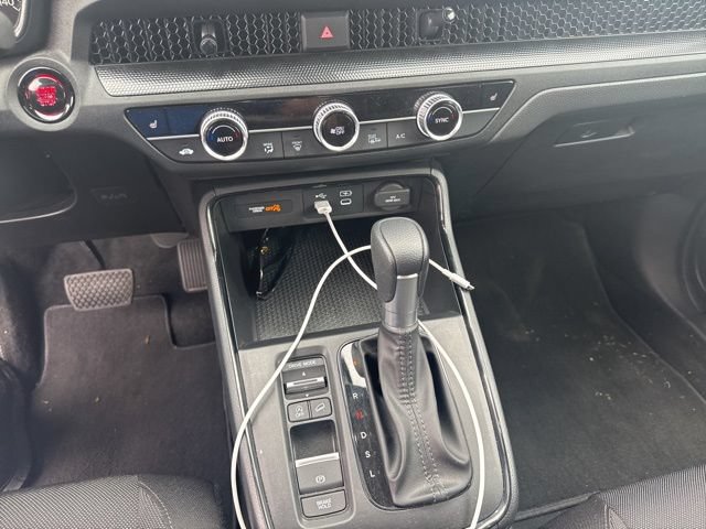 Used 2025 Honda CR-V EX image 13