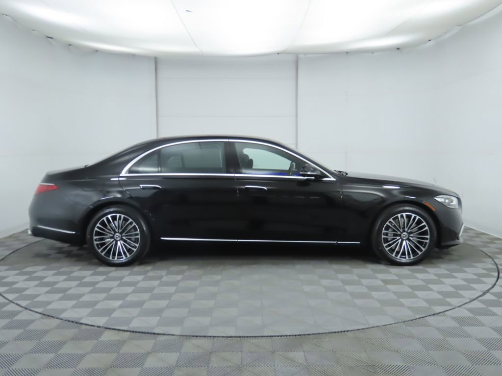New 2026 Mercedes-Benz S 580e 4MATIC Sedan image 4