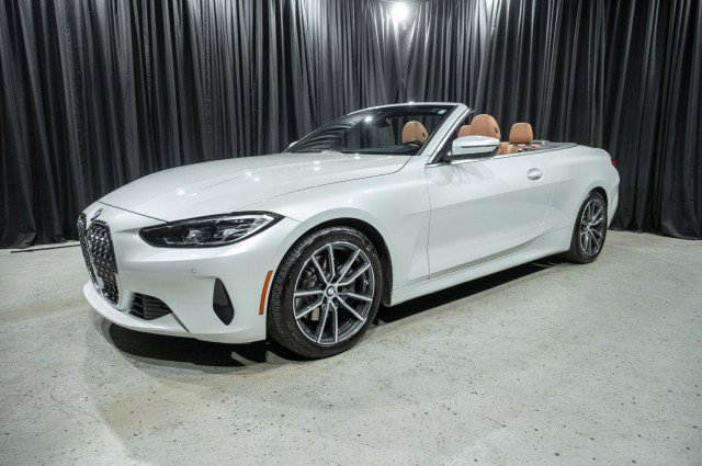 Used 2022 BMW 430i Convertible w/ Convenience Package image 2