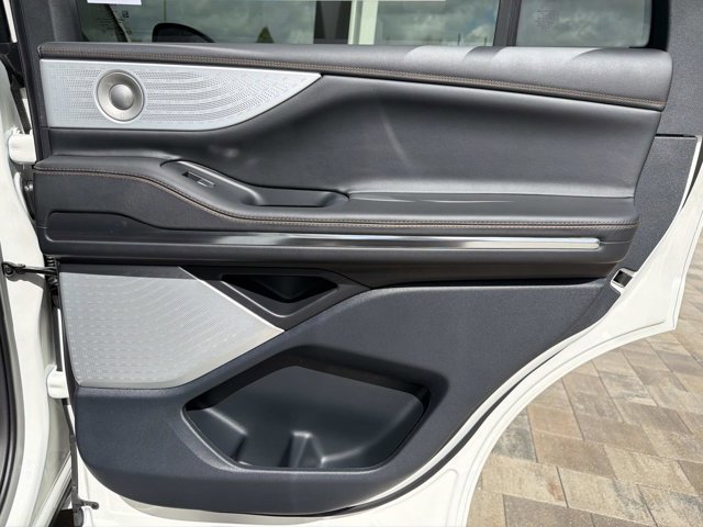 New 2026 Lincoln Navigator Black Label image 21