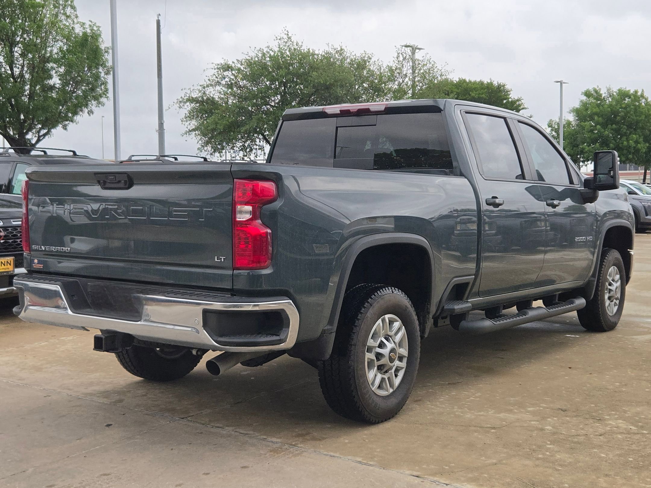 Used 2025 Chevrolet Silverado 2500 LT w/ All Star Edition image 3