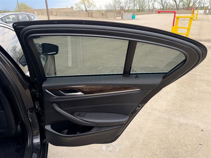 Used 2018 BMW 530i image 35