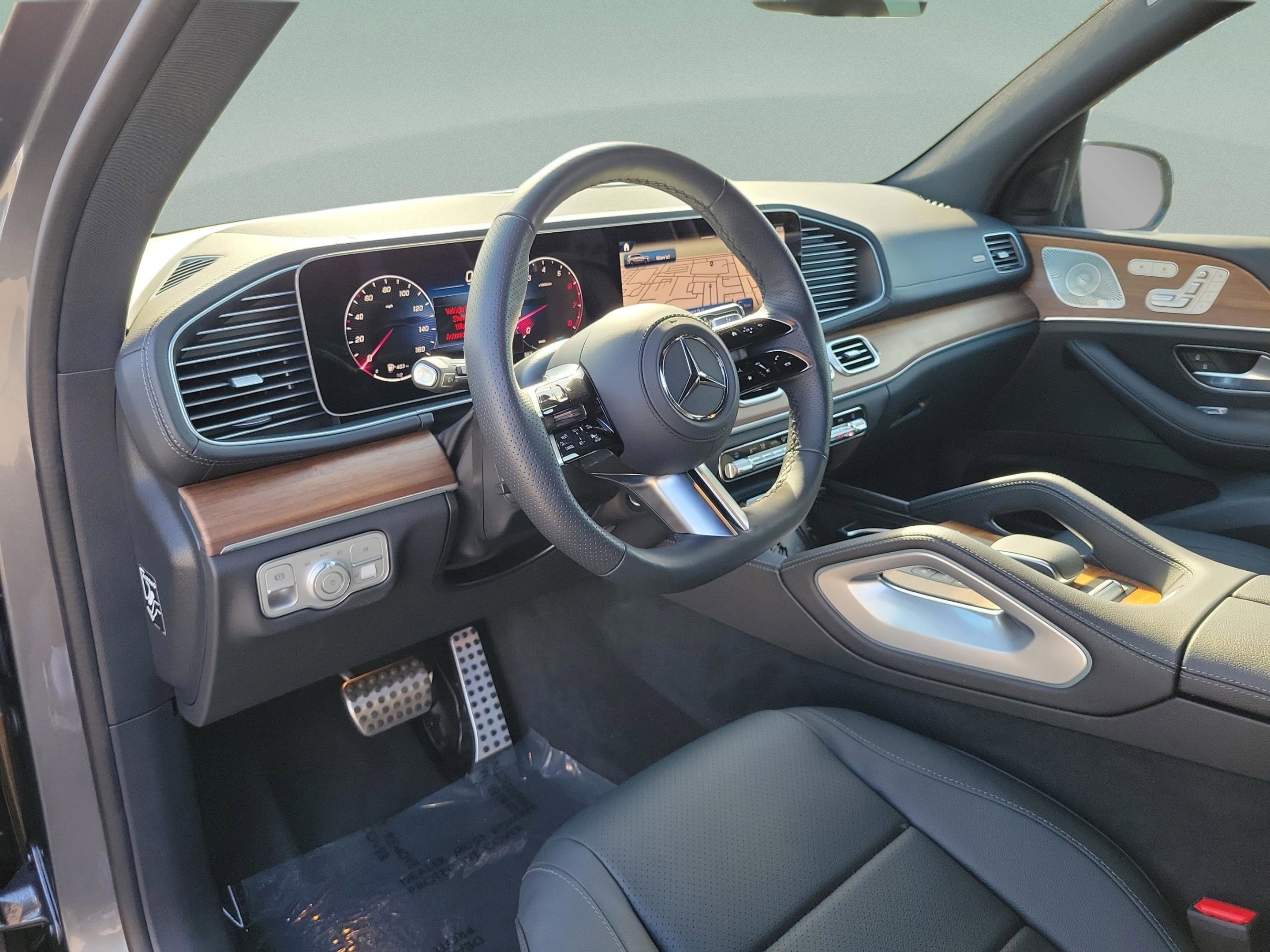 Certified 2025 Mercedes-Benz GLS 450 GLS 450 image 14