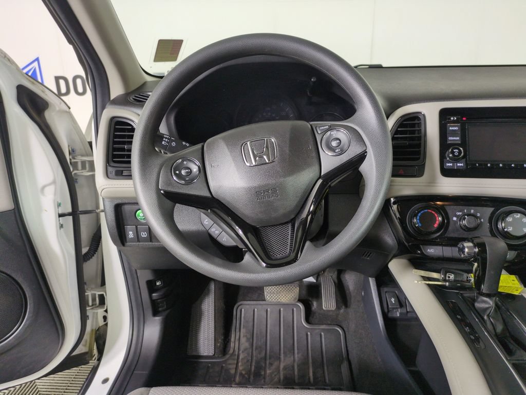 Used 2017 Honda HR-V LX image 15