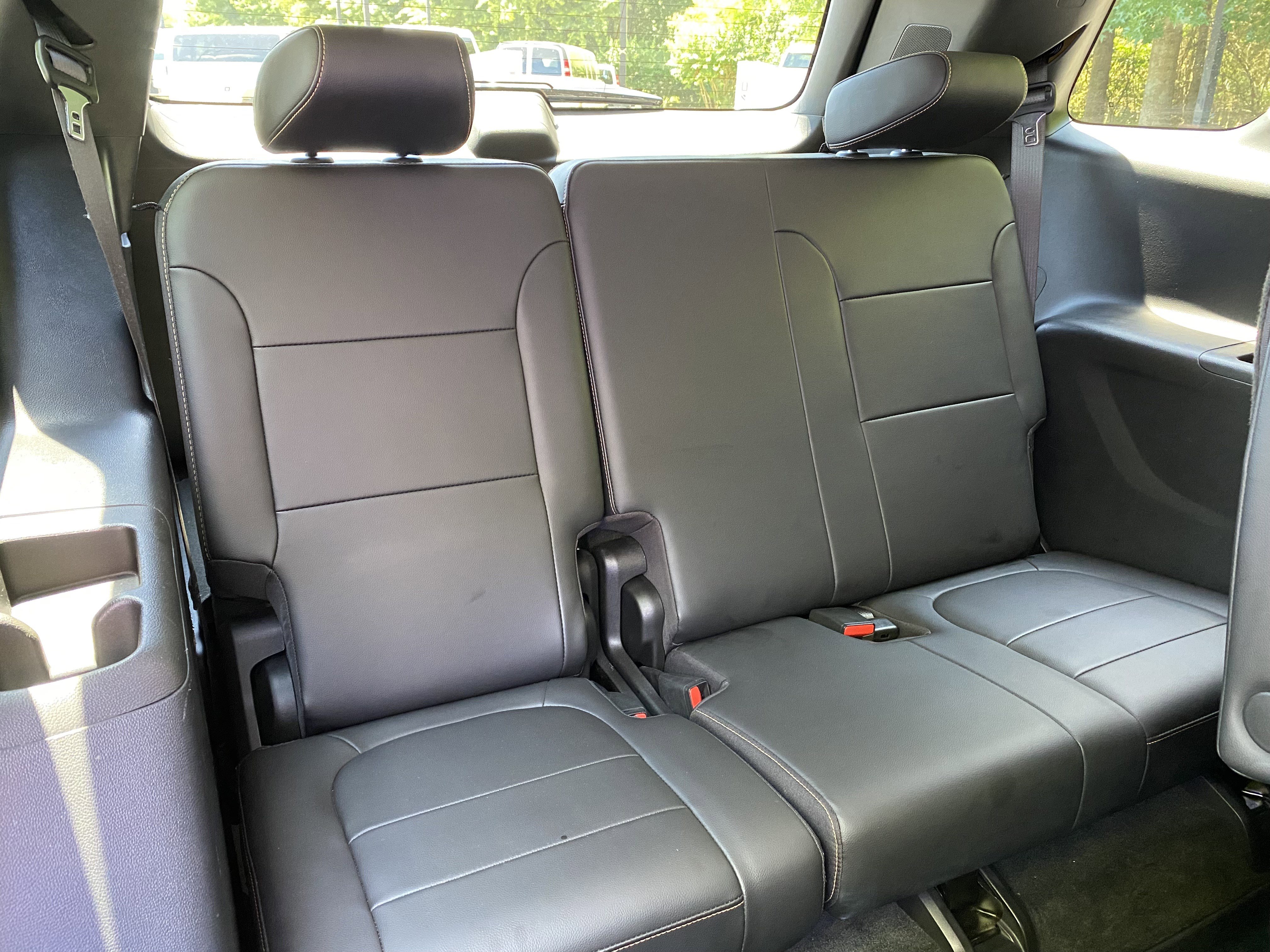 Used 2020 Chevrolet Traverse Premier w/ Redline Edition FWD image 39