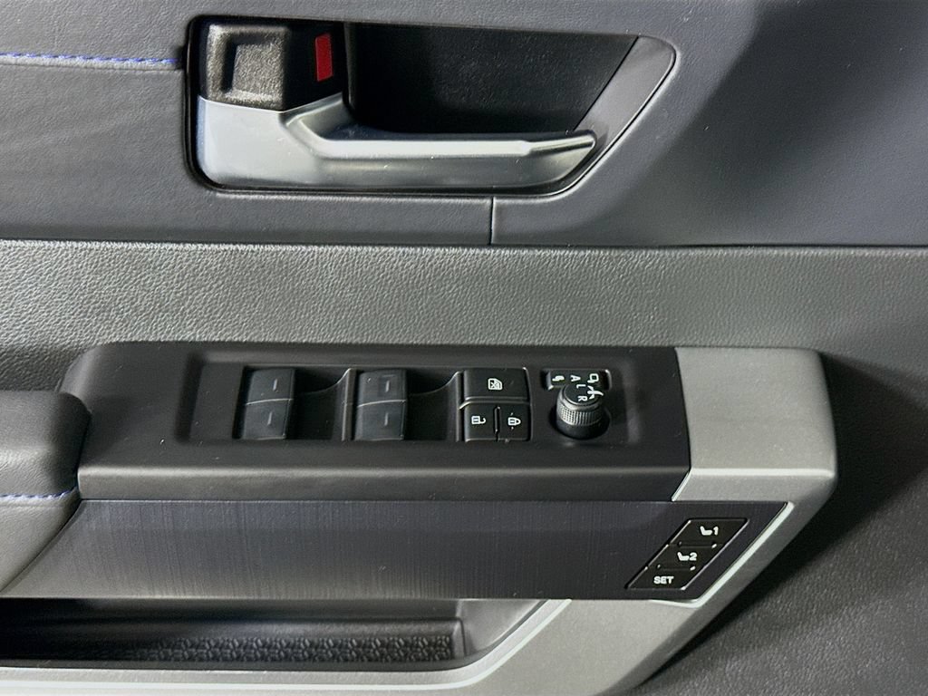 Certified 2024 Toyota Sequoia Platinum AWD/4WD image 24