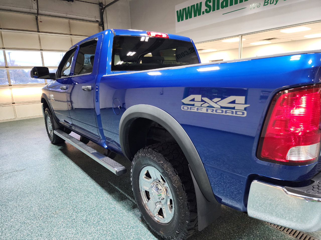 Used 2017 RAM 2500 Tradesman w/ Chrome Appearance Group image 10
