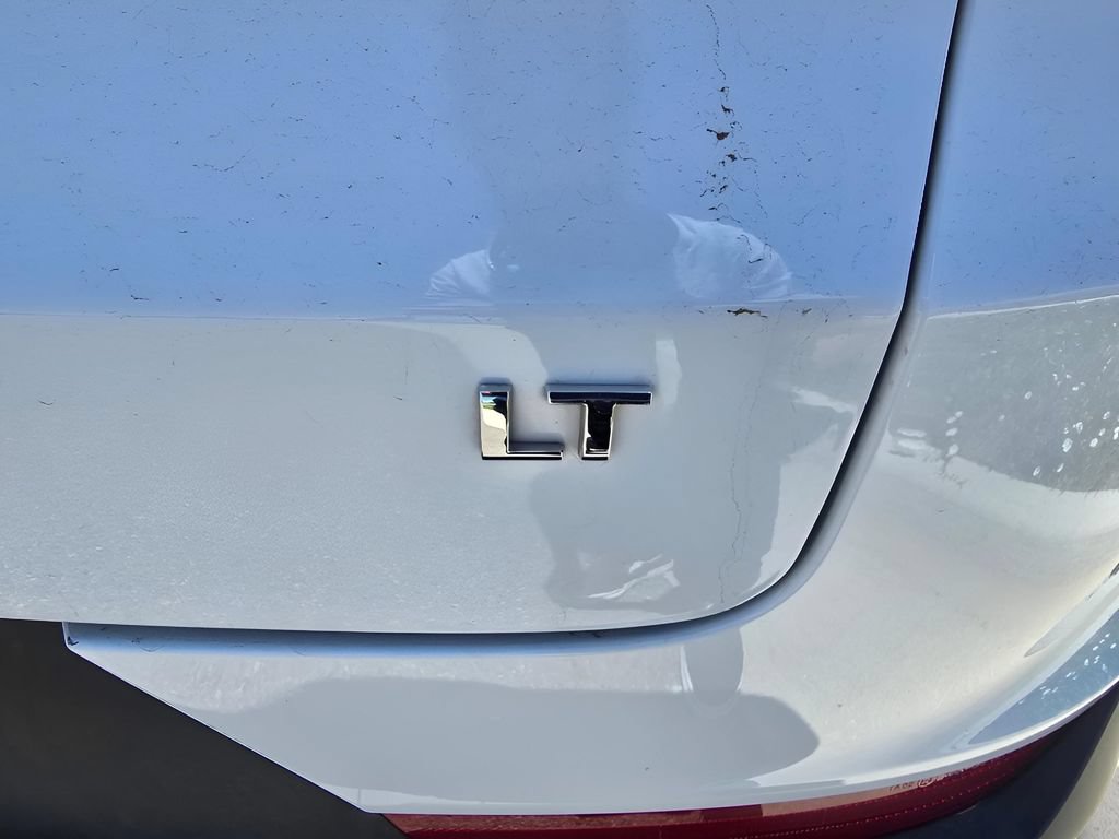 Used 2025 Chevrolet TrailBlazer LT AWD/4WD image 31