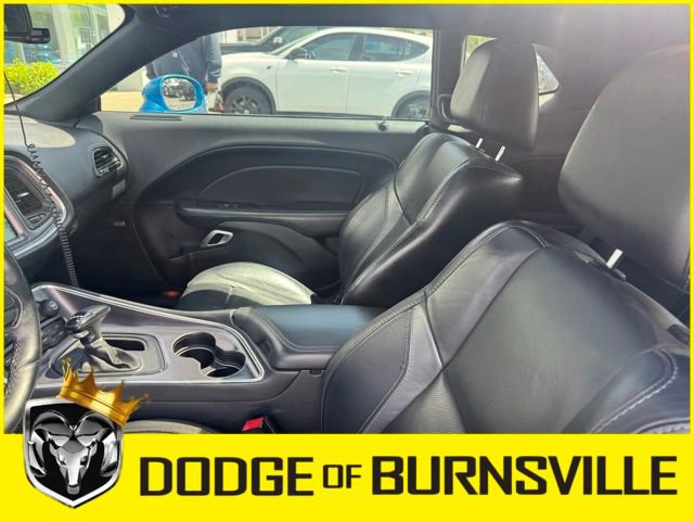 Used 2016 Dodge Challenger R/T Plus RWD image 1