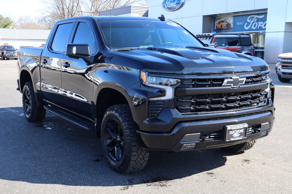 Used 2023 Chevrolet Silverado 1500 LT Trail Boss w/ LT Trail Boss Premium Package image 2