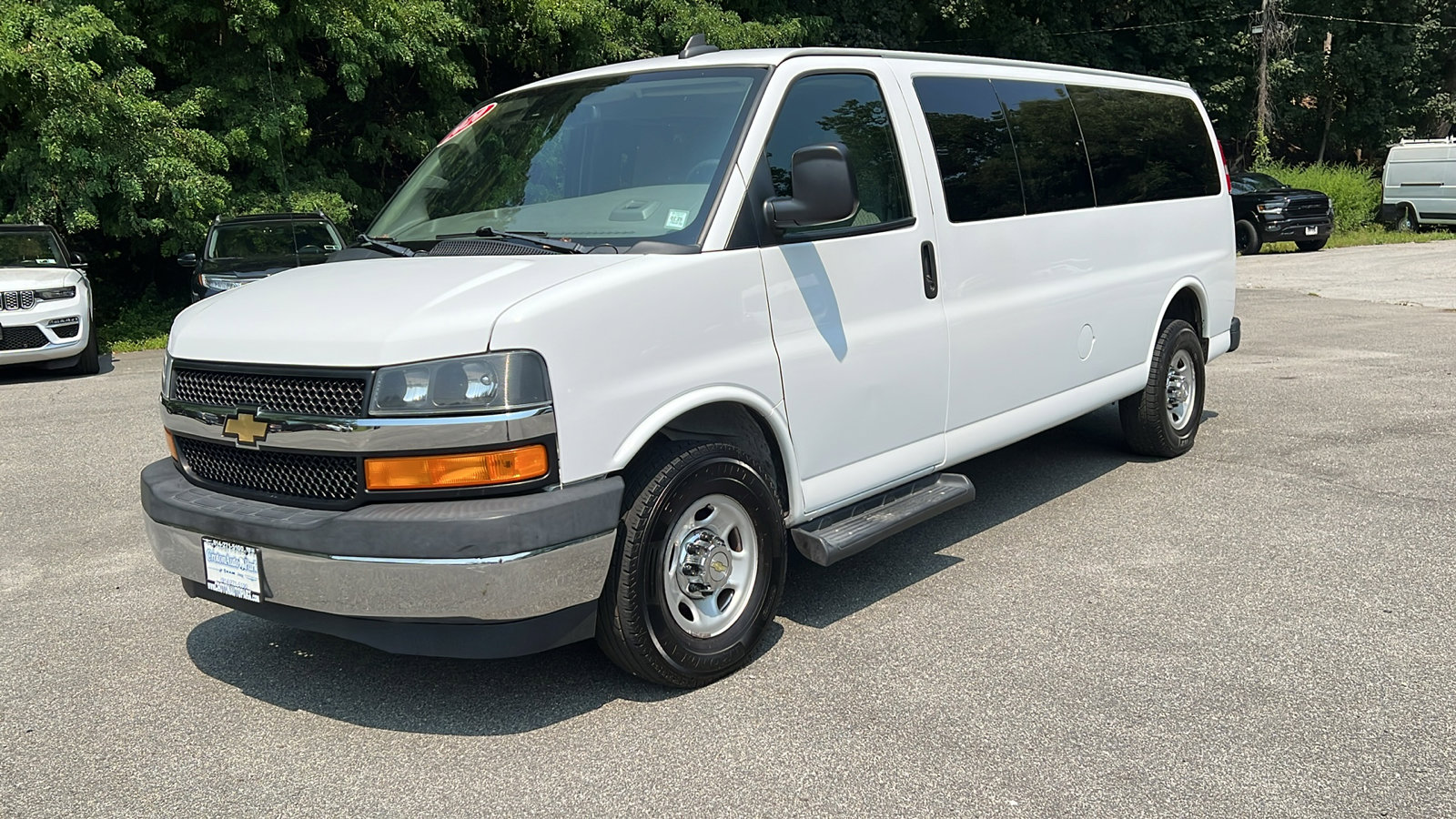 Used 2020 Chevrolet Express 3500 LT w/ LT Preferred Equipment Group image 7