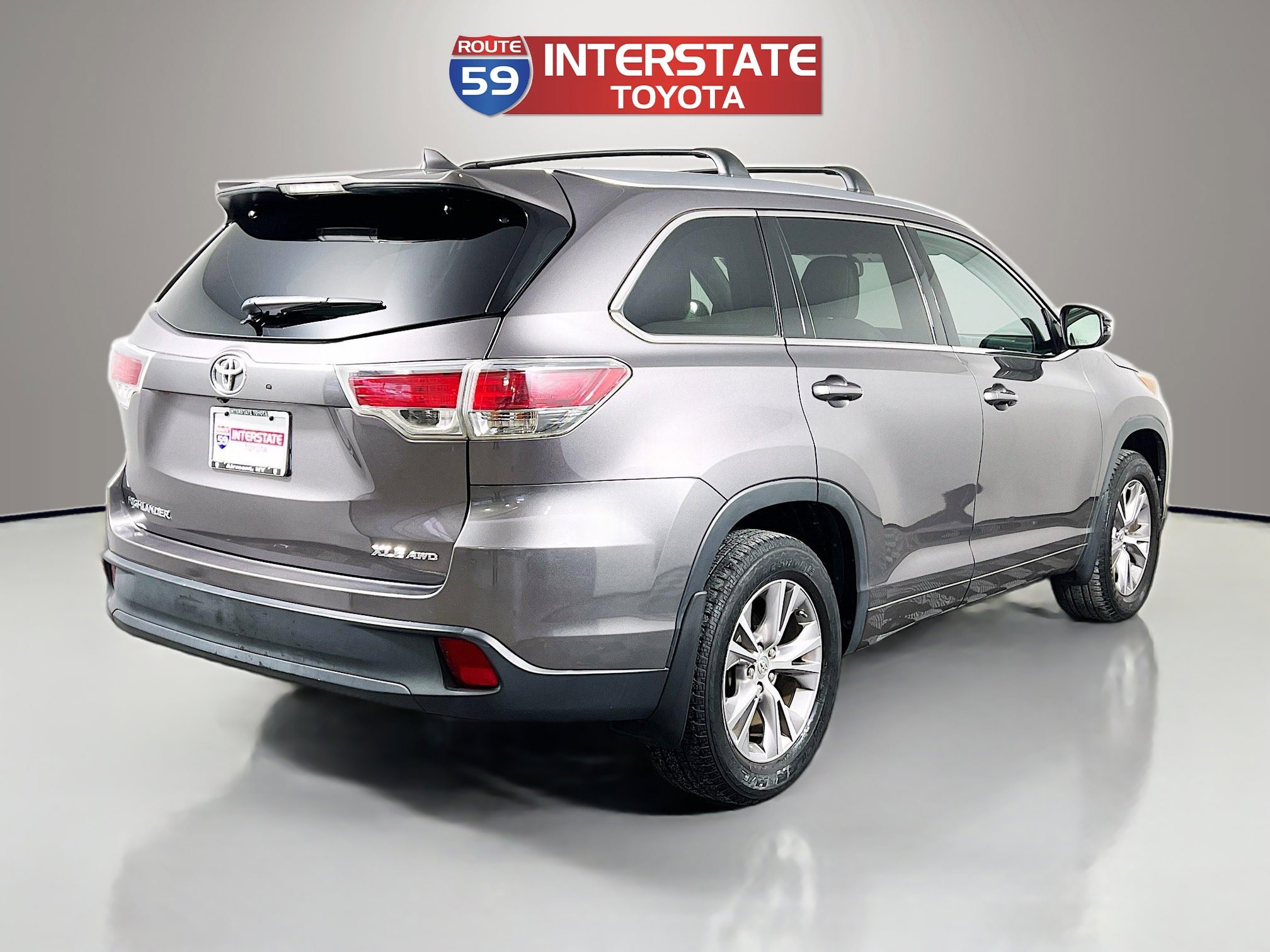 Used 2015 Toyota Highlander XLE image 7