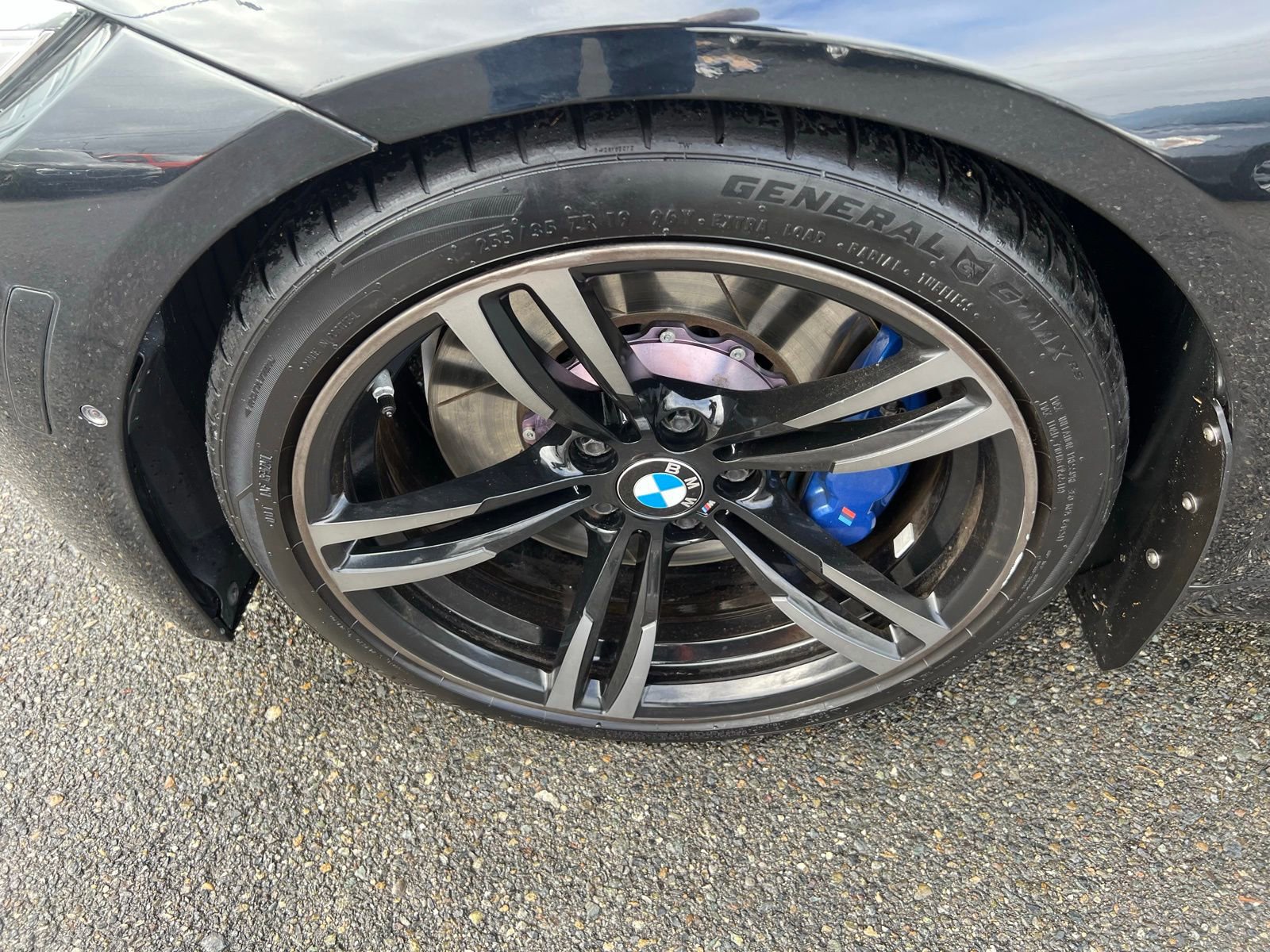 Used 2017 BMW M3 RWD image 13