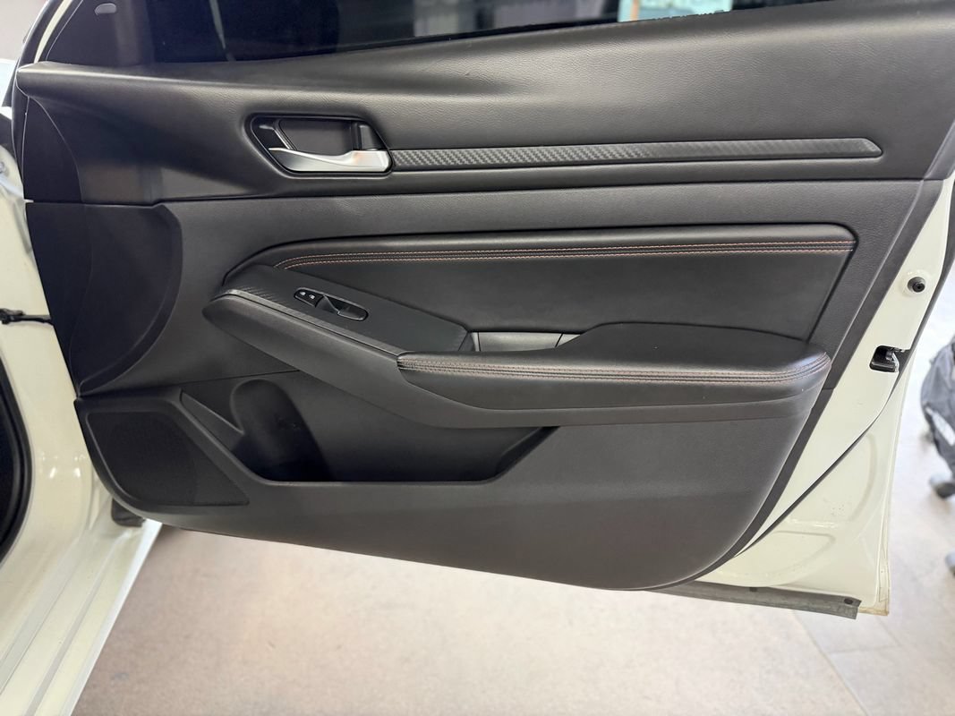 Used 2020 Nissan Altima 2.5 SR FWD image 27