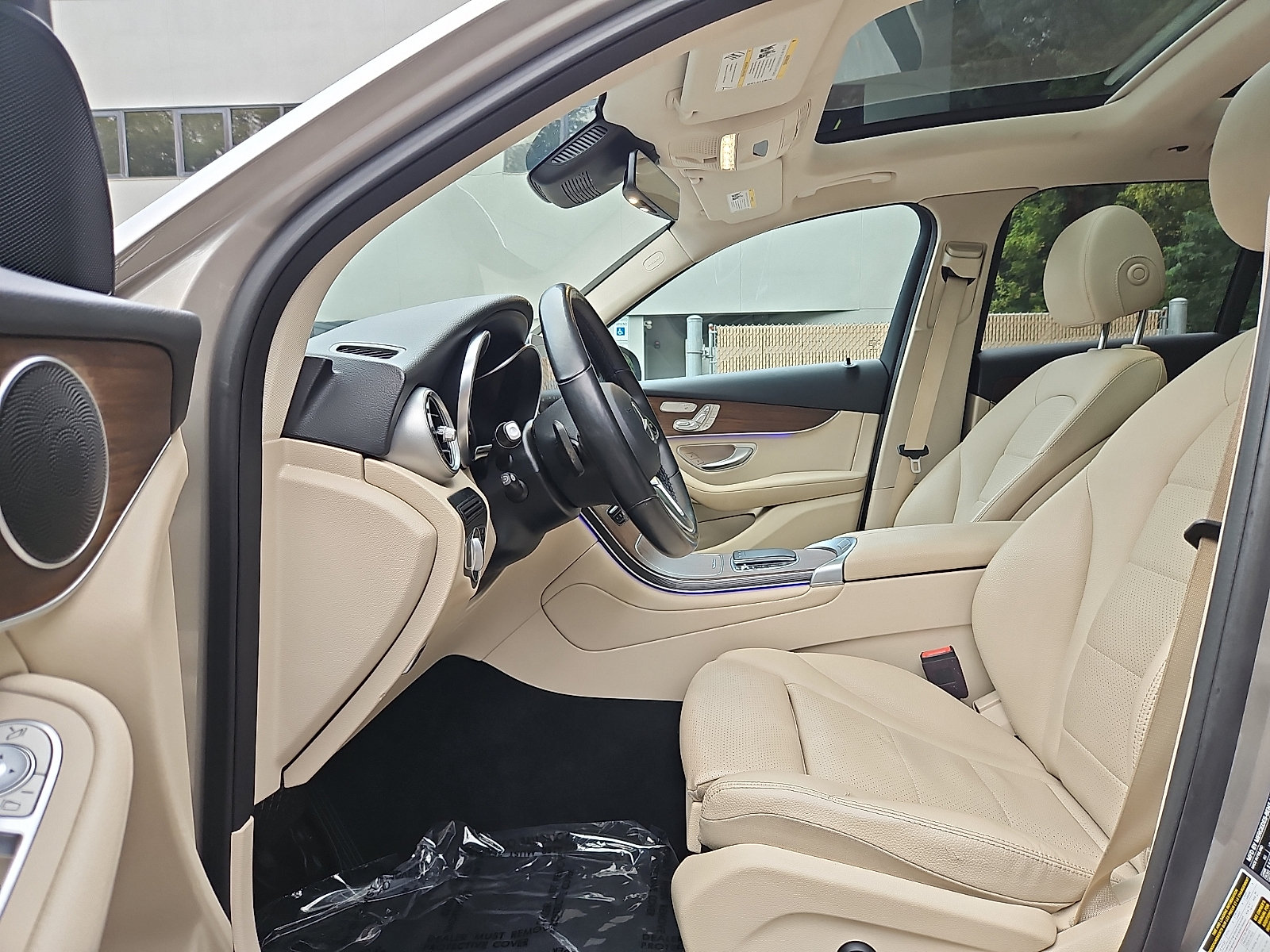 Used 2022 Mercedes-Benz GLC 300 4MATIC image 13