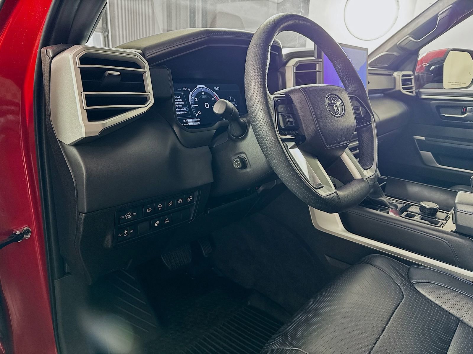 Used 2025 Toyota Tundra Platinum image 6