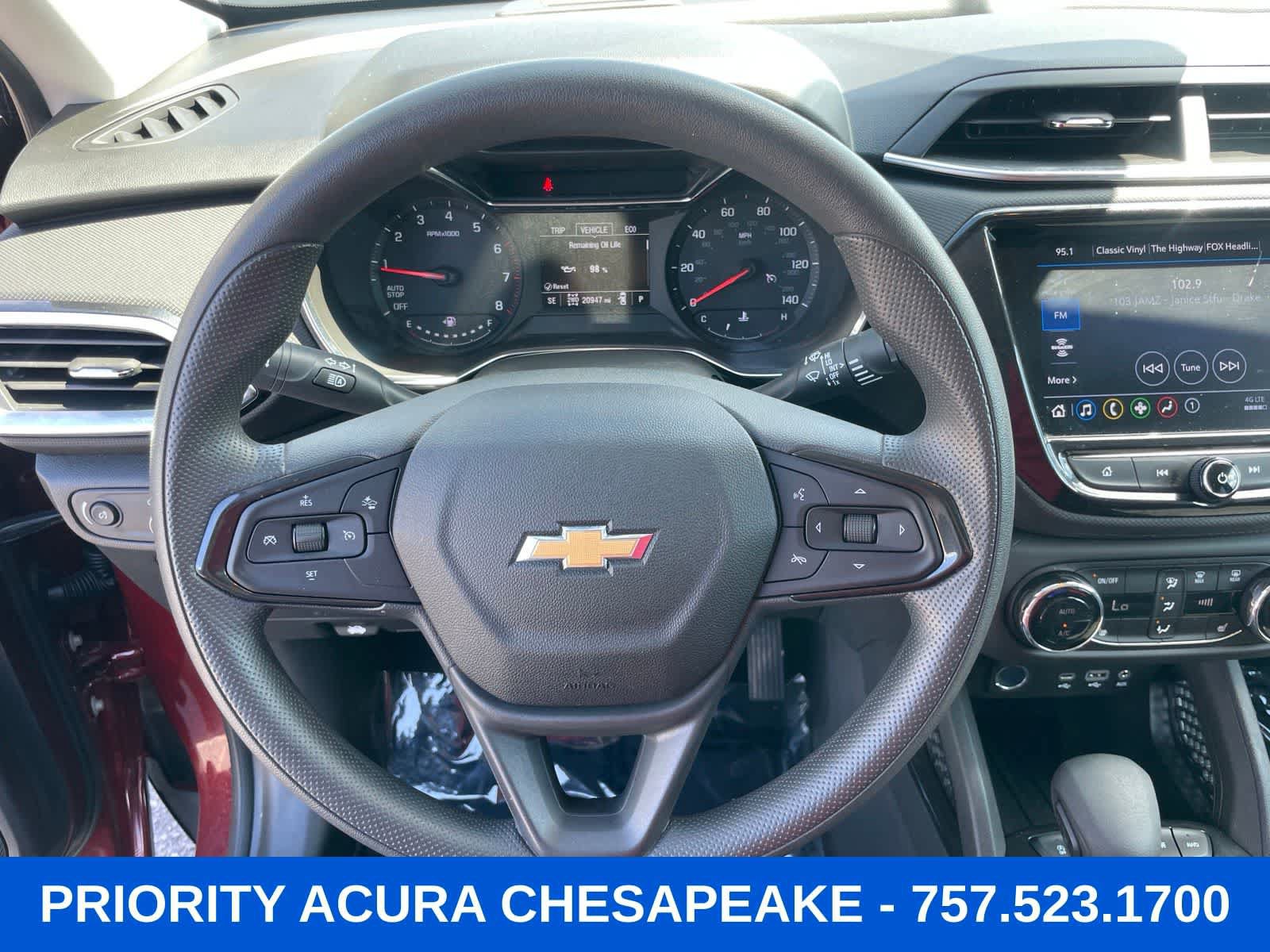 Used 2023 Chevrolet TrailBlazer LT w/ Convenience Package AWD/4WD image 12