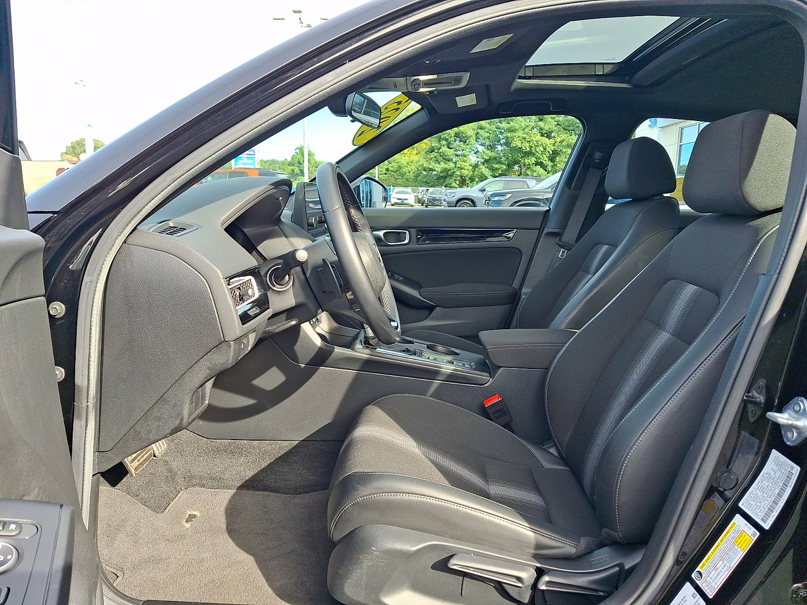 Used 2025 Honda Civic Sport image 13