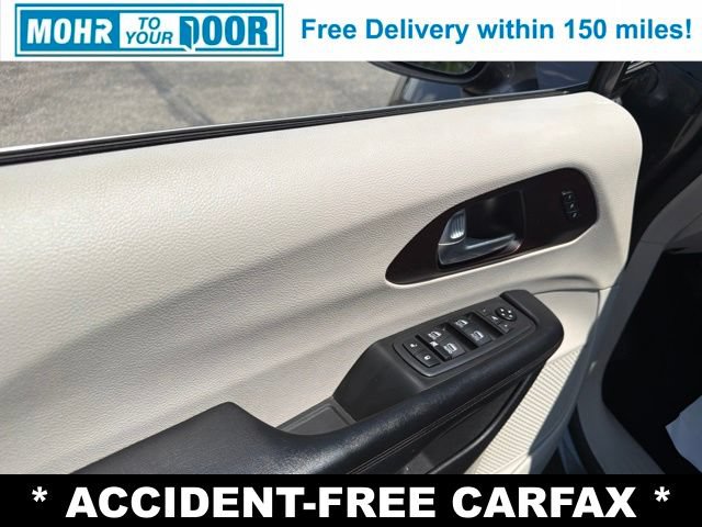 Used 2019 Chrysler Pacifica Limited FWD image 13