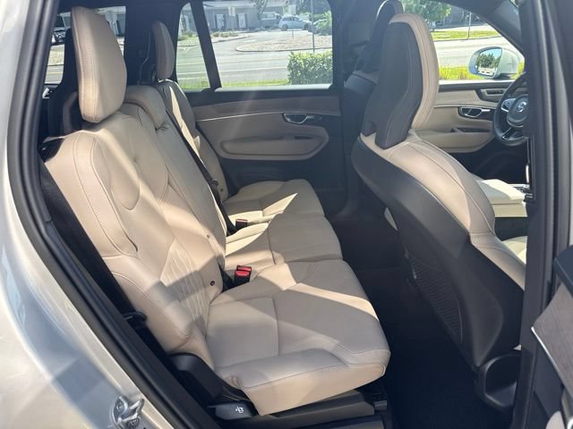 Used 2025 Volvo XC90 B6 Plus AWD/4WD image 13
