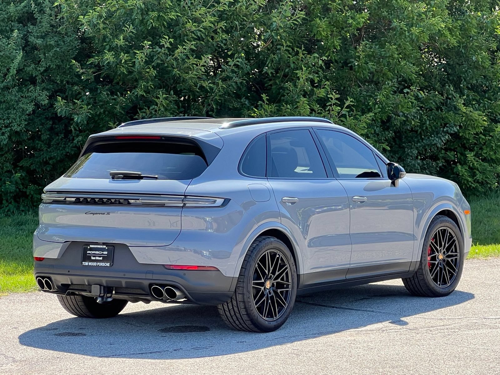 Certified 2024 Porsche Cayenne S AWD/4WD image 6